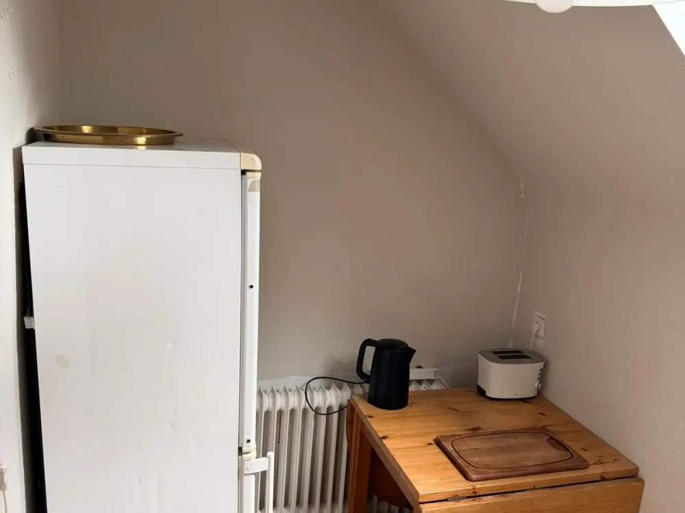 Ab 85,- € pro Tag / ab 450,- € pro Woche länger auf Anfrage