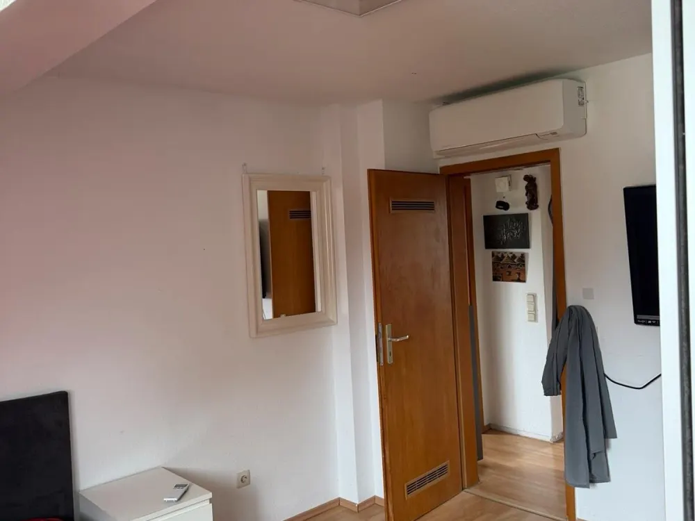 Ab 85,- € pro Tag / ab 450,- € pro Woche länger auf Anfrage