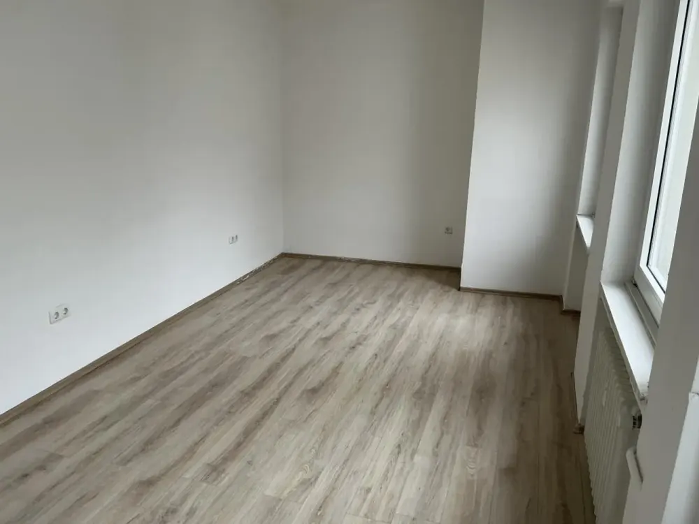 Schöne 2-Zimmer-Wohnung mit neuem Laminatboden in Hagen Zentrum!
