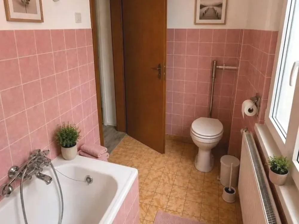 Beautiful 2-Room Ground Floor Apartment in Muggensturm