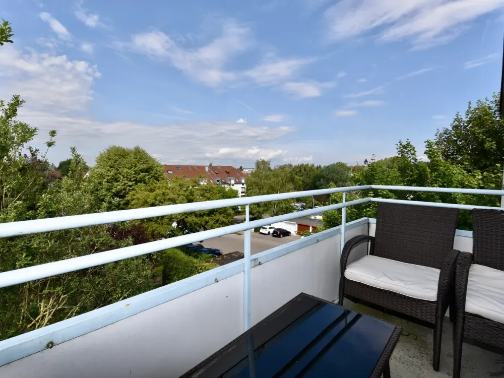 Hochwertiges Apartment - komplett möbliert / High-quality apartment - fully furnished