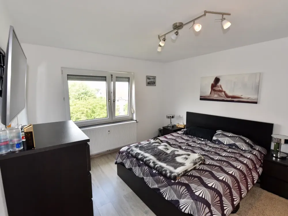 Hochwertiges Apartment - komplett möbliert / High-quality apartment - fully furnished