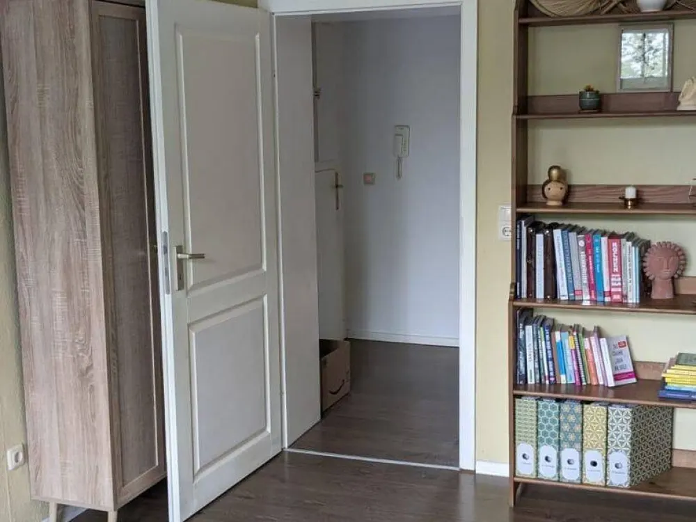 1 Jährige Untermiete - 3 Zimmer voll möbliert