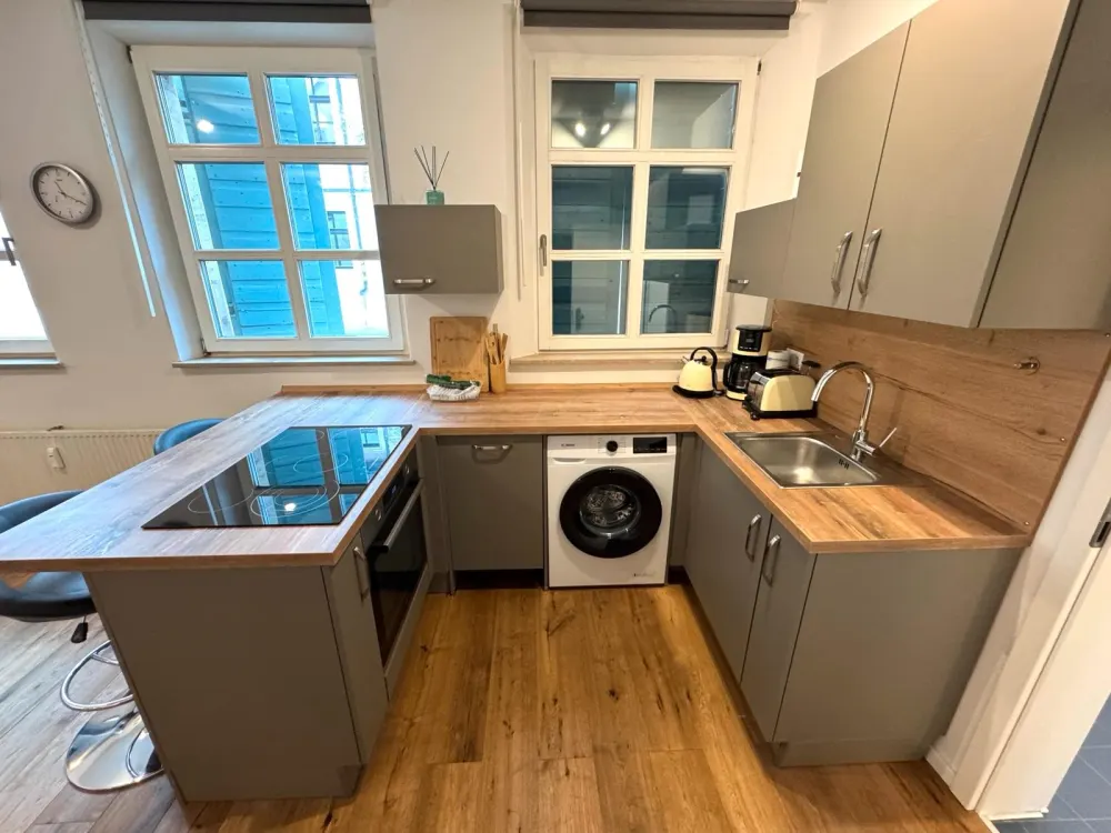 Ein Zimmer Apartment Erlanger Innenstadt, voll möbliert
