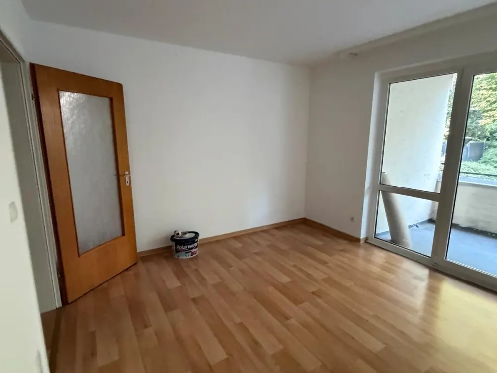 Helle 2-Zimmer-Wohnung mit großem Balkon im Wiesenviertel, Witten