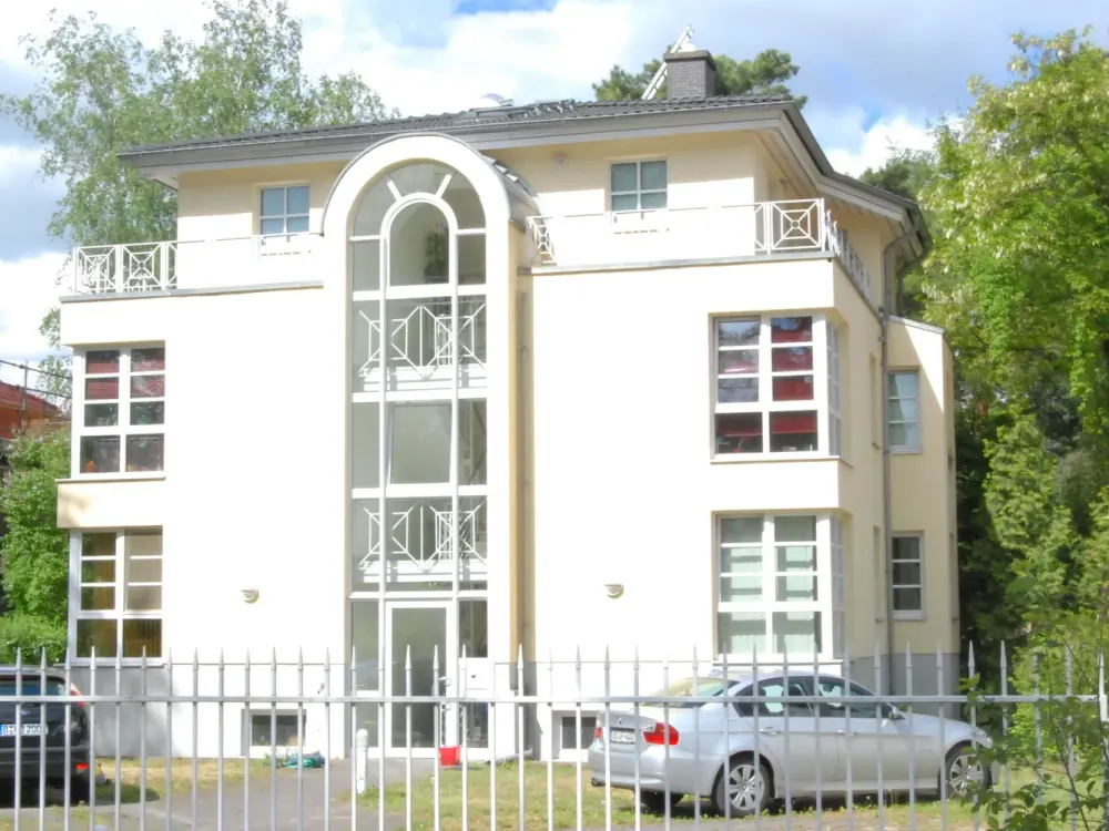 Schöne helle 3-Zimmerfamilien-Wohnung mit Garten