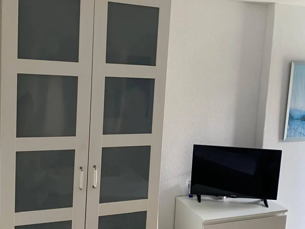 WG-Zimmer möbliert in Stuttgart Degerloch - 1 Monat Zeitwohnen