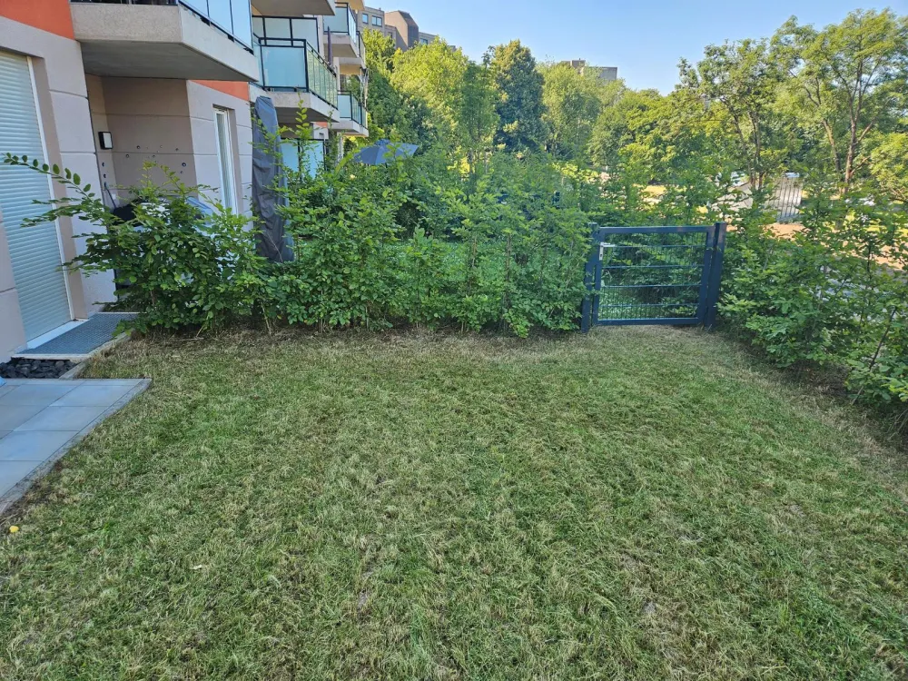 Neubau-Zweitbezug! Großzügige 1-Zimmer-Wohnung mit Terrasse und Garten!