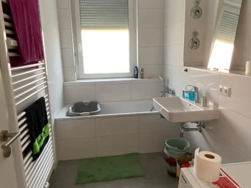 Neubau-Zweitbezug! Großzügige 1-Zimmer-Wohnung mit Terrasse und Garten!