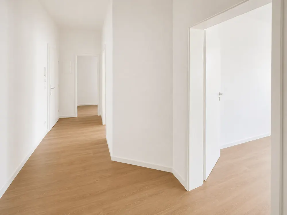 Markkleeberg 3-Room Apartment - Bright, Newly Renovated, Bathtub