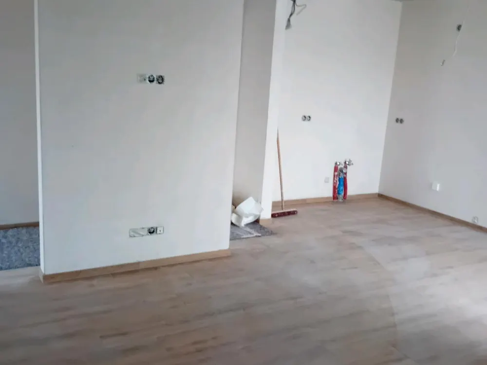 Exklusive Neubau Wohnung mit umlaufenden Balkon - Erstbezug