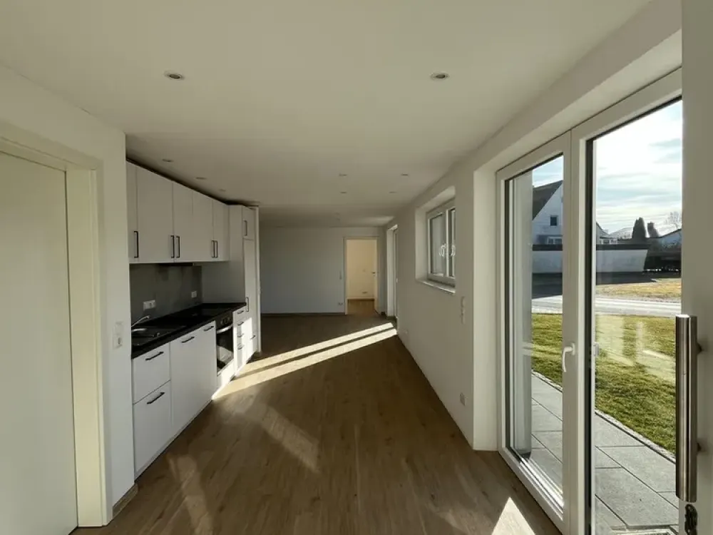 Hochwertig ausgestattete Erdgeschoss-Wohnung mit Terrasse