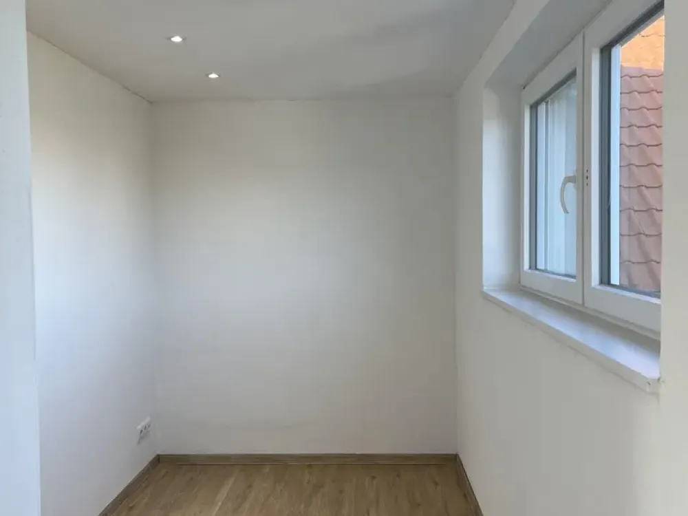 Hochwertig ausgestattete Erdgeschoss-Wohnung mit Terrasse