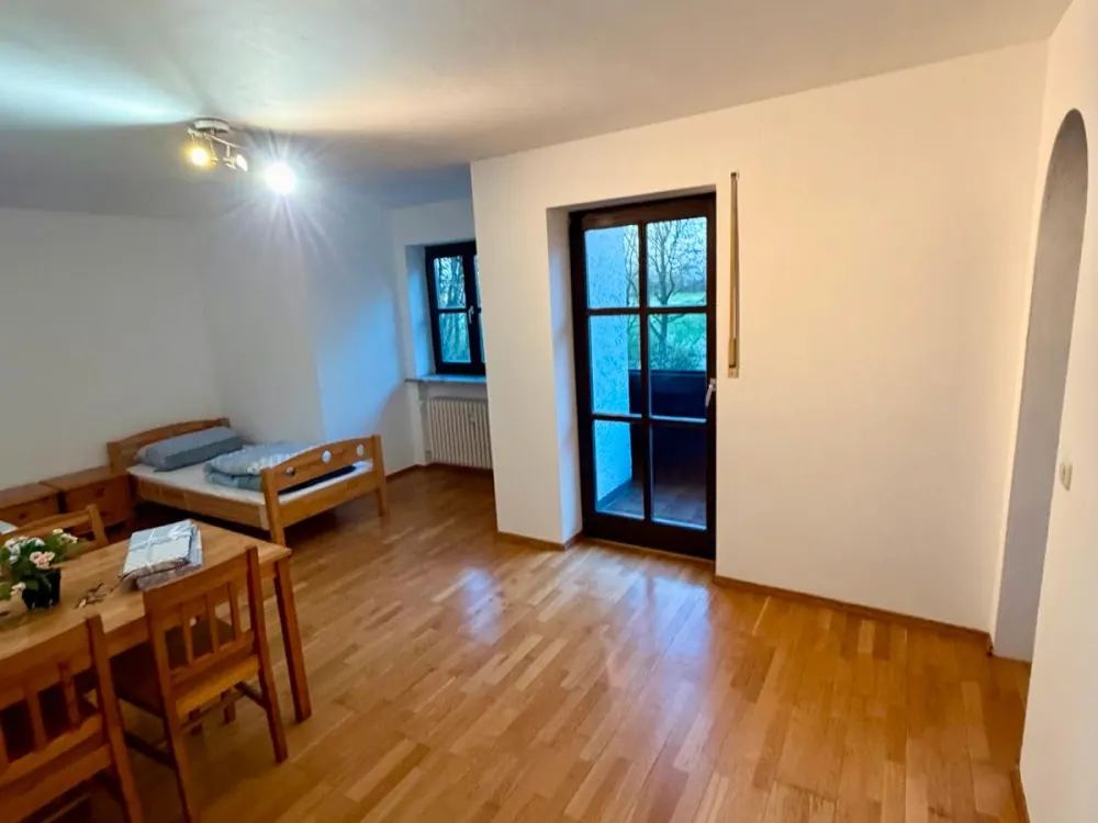 2- Zimmer Wohnung, Neufahrn bis 4 Per.|WLAN|Parklplatz|WG|Privat