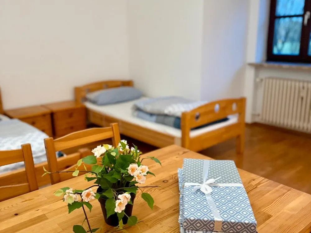 2- Zimmer Wohnung, Neufahrn bis 4 Per.|WLAN|Parklplatz|WG|Privat