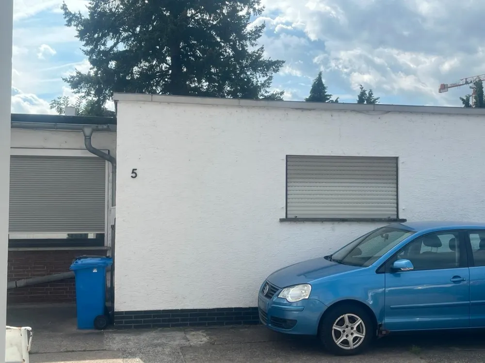 3 Zimmer Bungalow mit Terrasse- wohnen oder Gewerbe mö