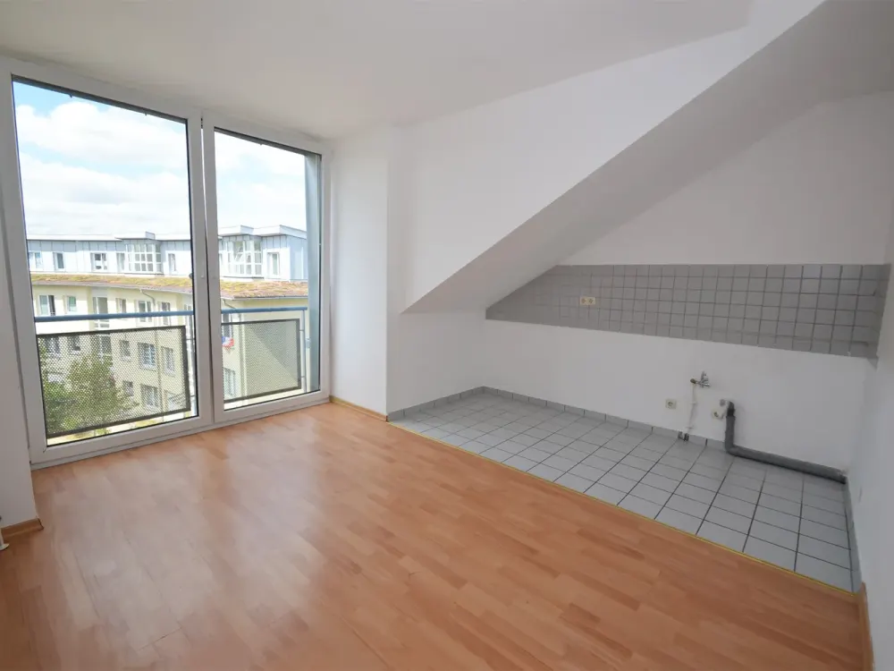 Helle 2-Zimmerwohnung mit Balkon und Tiefgaragenstellplatz!