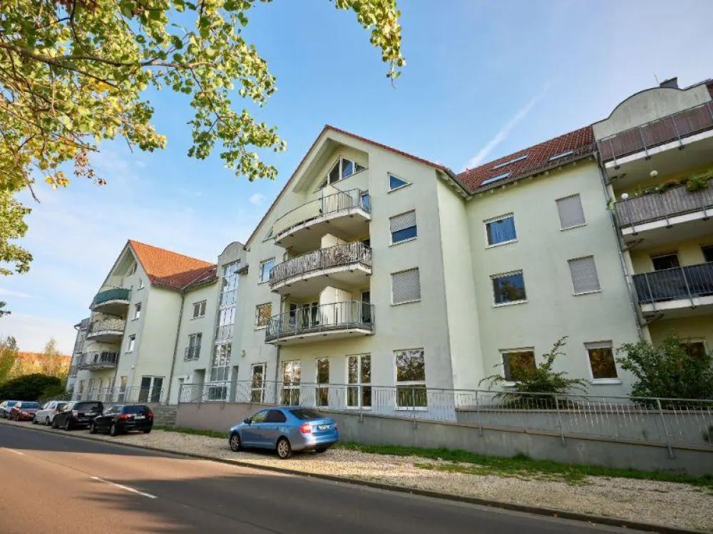 Großzügige 3-Zimmer-Wohnung auf zwei Ebenen mit Balkon in Leipzig-Wiederitzsch
