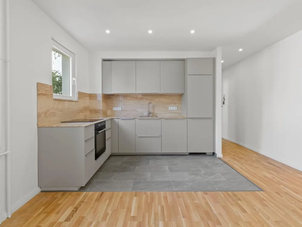 >> Möblierte 2-Zimmer City Wohnung am Kudamm <<