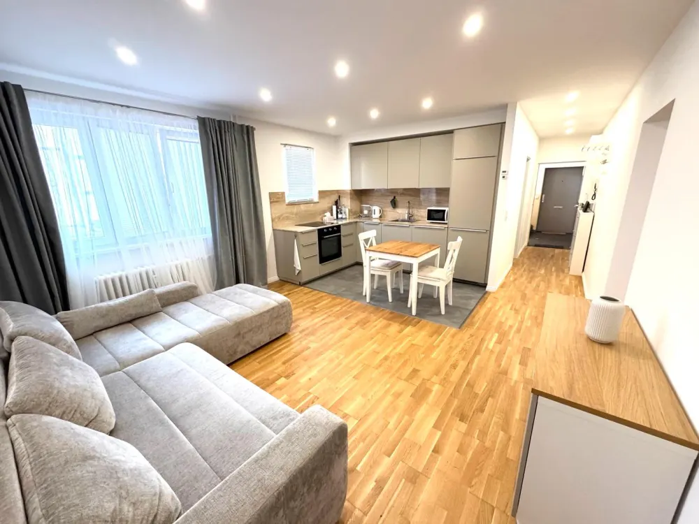 >> Möblierte 2-Zimmer City Wohnung am Kudamm <<