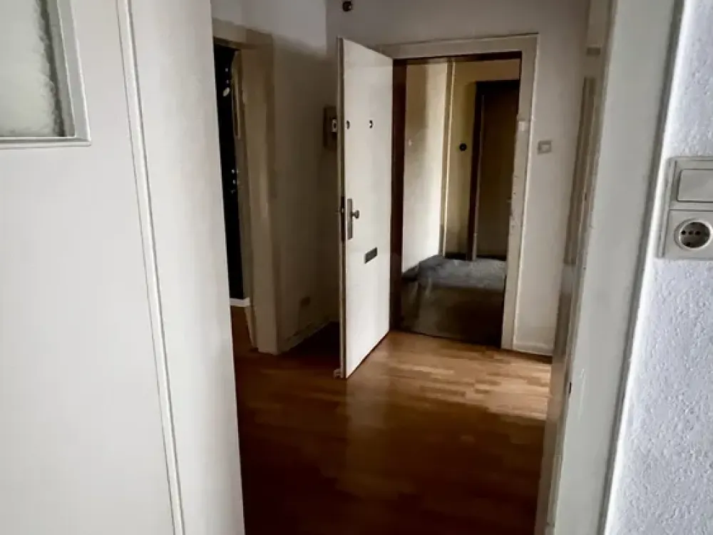 2-Zimmer-Wohnung mit Balkon mitten in Hannovers Altstadt, zum Selbstgestalten