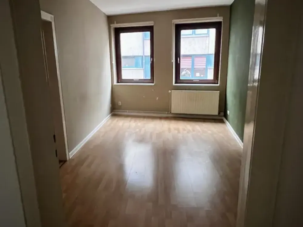 2-Zimmer-Wohnung mit Balkon mitten in Hannovers Altstadt, zum Selbstgestalten
