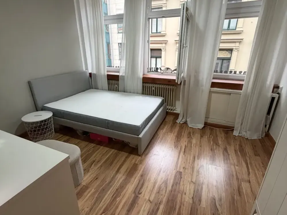 650€ Möbelübernahme!! Charmante Altbauwohnung in absoluter Toplage, ab sofort verfügbar