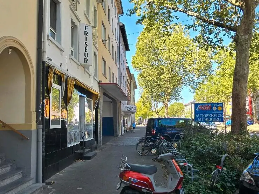 شقة من غرفتين مع شرفة في شارع Kaiserallee, أول سكن