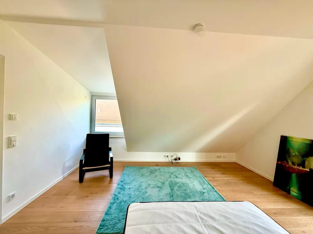 4 Zimmer Mädls WG im Doppelhaus in Hadern