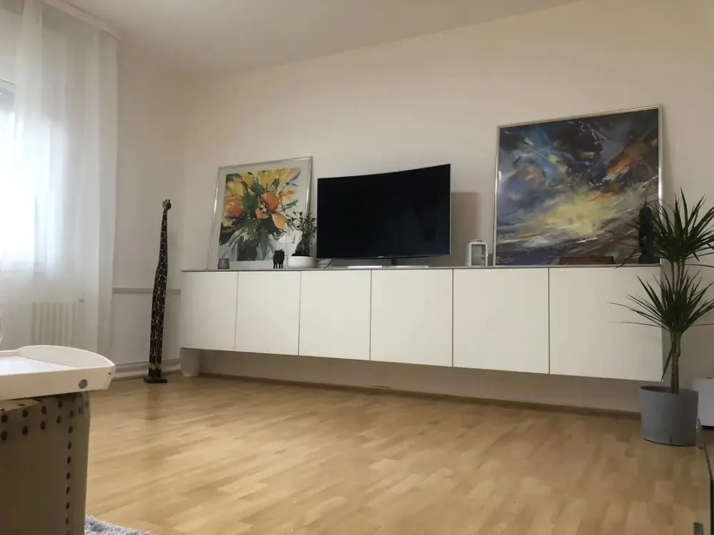 Ruhiges City Apartment (möbliert) mit Garten und Stellplatz