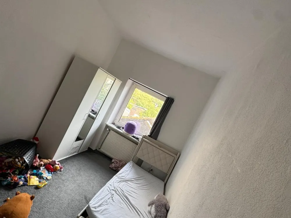 Möblierte 4-Zimmer-Wohnung, 107 m² im 1. Obergeschoss