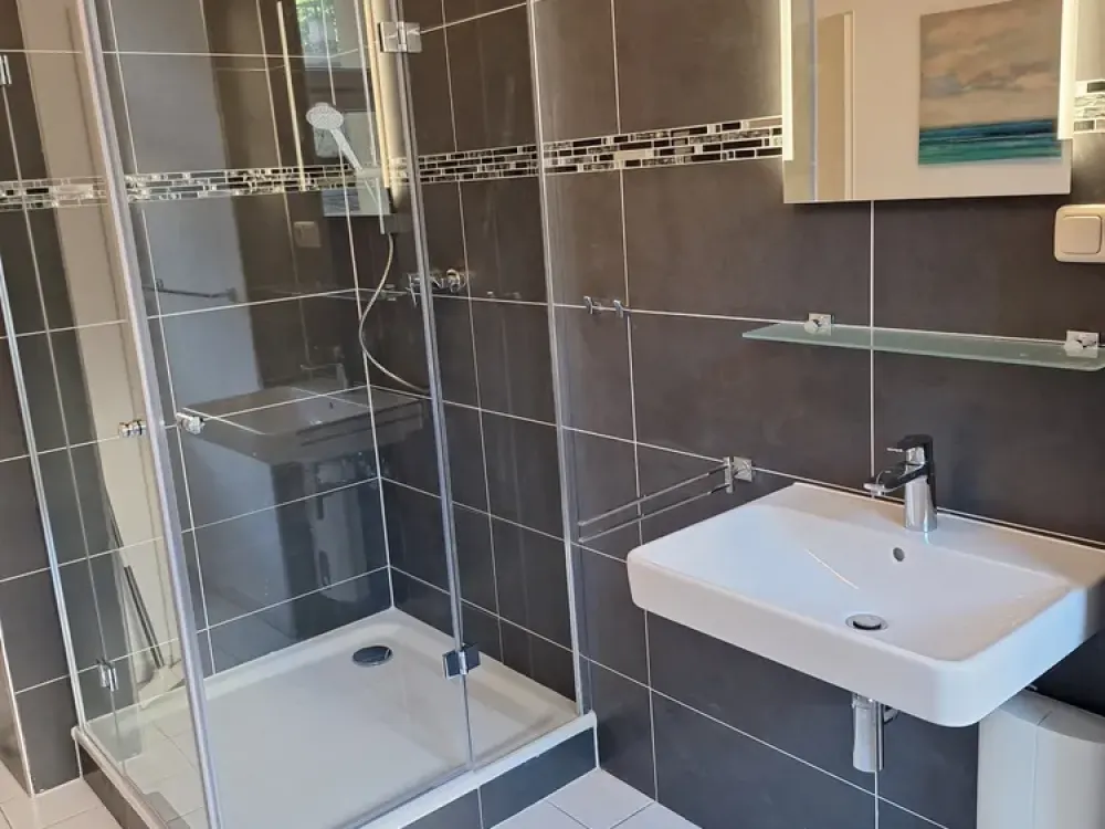 Sanierte 3-Zimmer- Altbauwohnung im Nordend - WG geeignet
