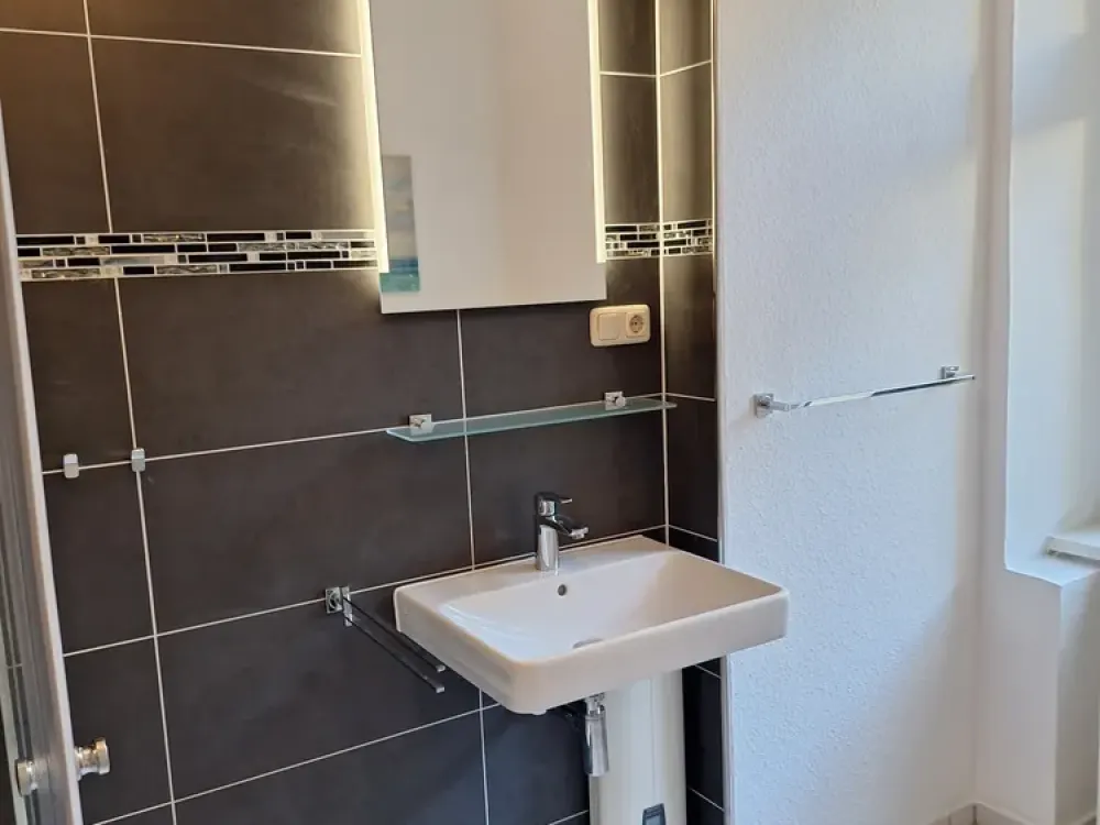 Sanierte 3-Zimmer- Altbauwohnung im Nordend - WG geeignet