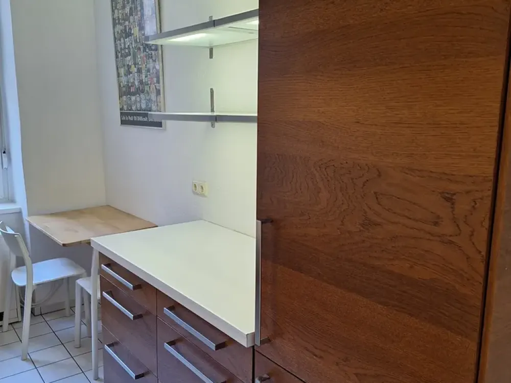 Sanierte 3-Zimmer- Altbauwohnung im Nordend - WG geeignet