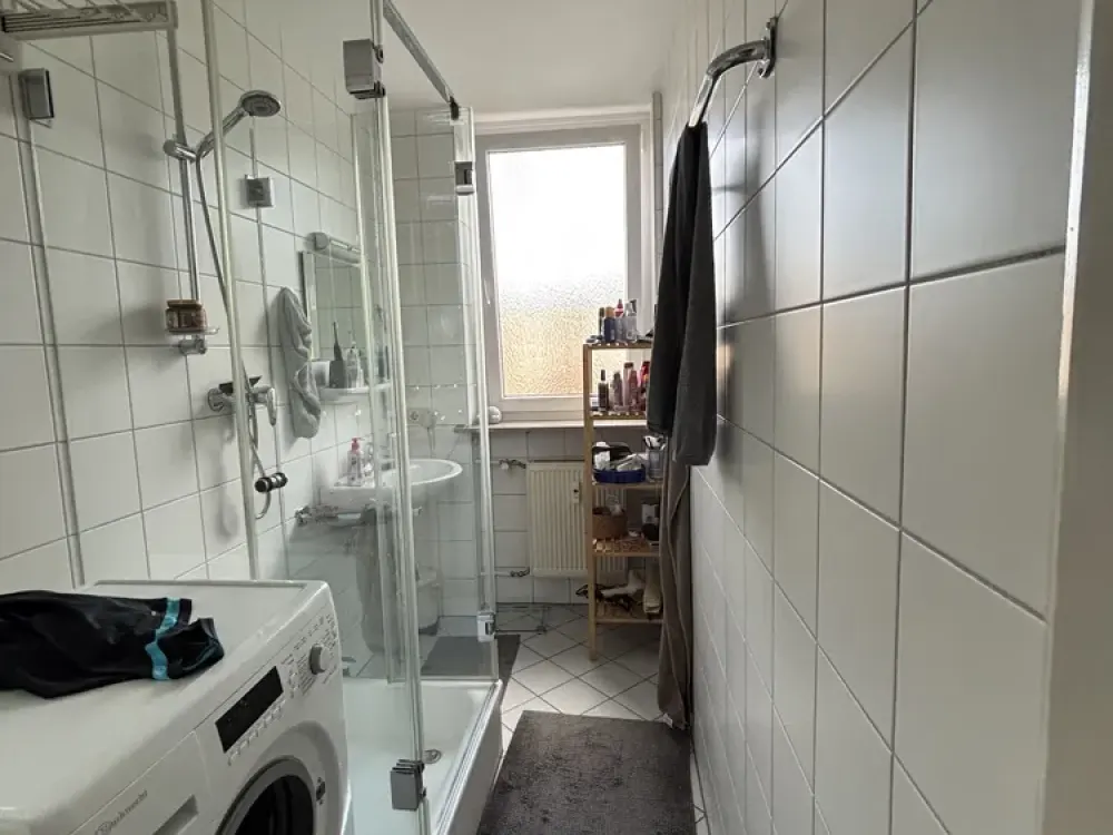 Quiet Living in Greenery in Schoppershof: 3-Room Apartment with 2 Balconies