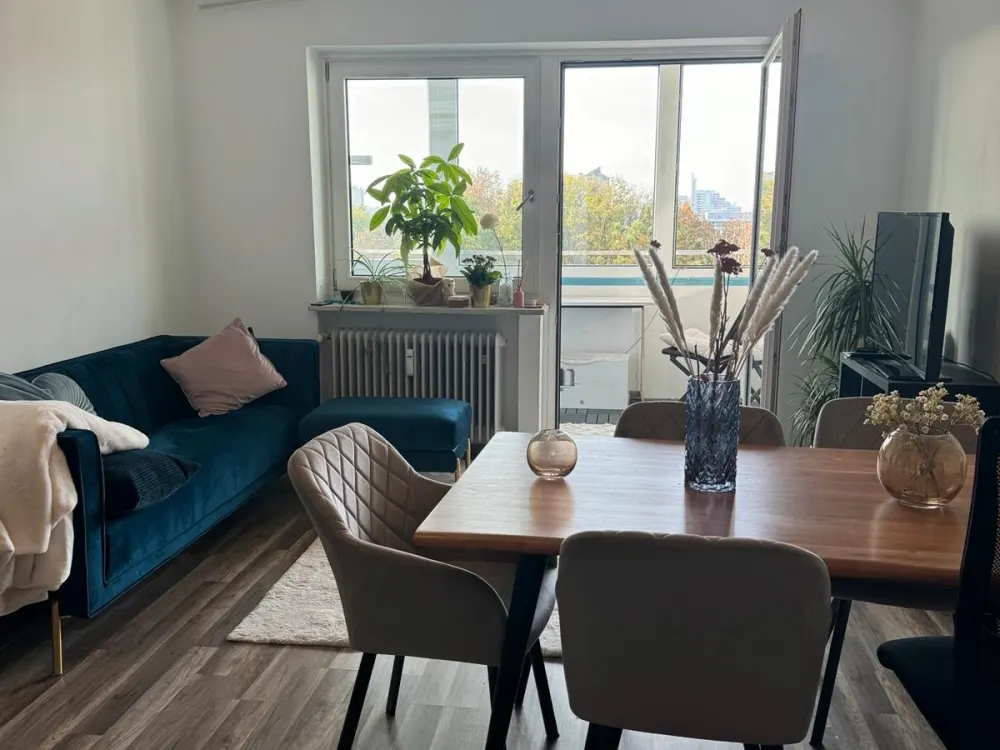 Schöne helle Wohnung Schwabing Nähe U6/ englischer Garten