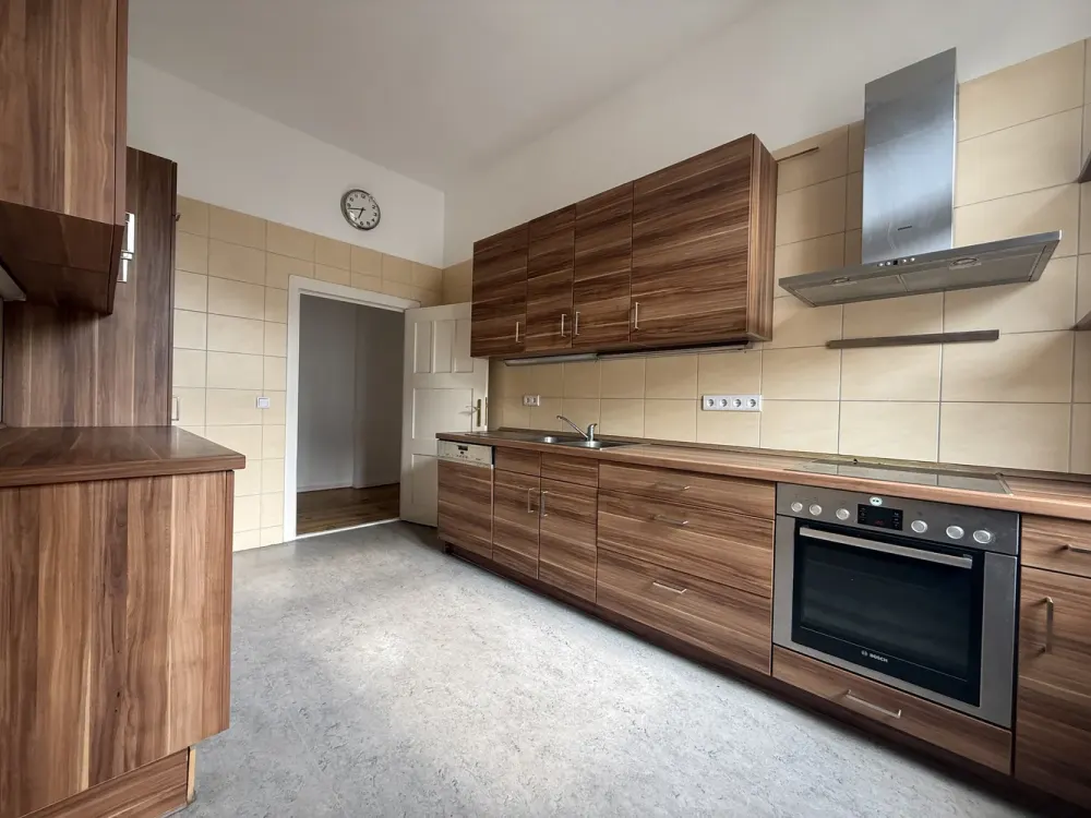 Attraktive 2-Zimmer-Wohnung mit 89 m², großzügig und zentral