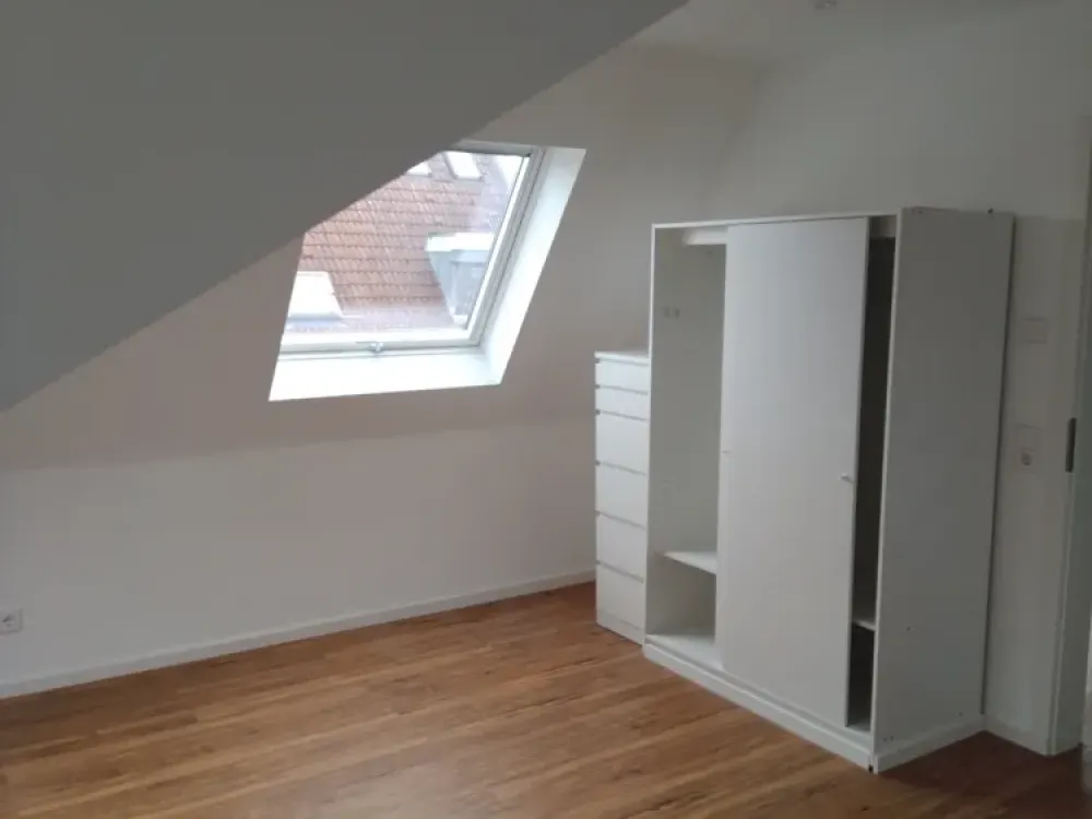 3-Zimmer Maisonette in der Stuttgarter City, WG geeignet, Aufzug