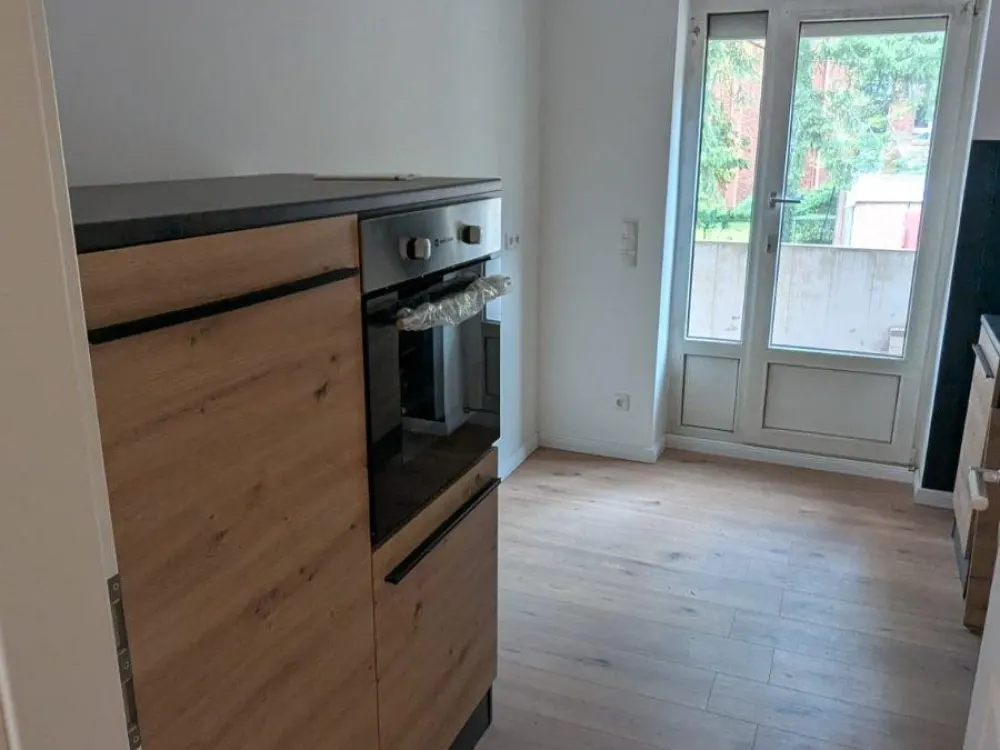 Frisch renovierte 3-Zimmer-Wohnung mit großem Privatgarten