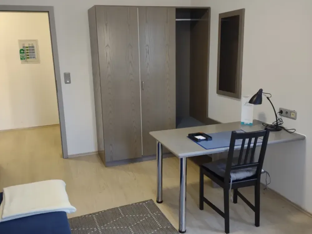 Möbliertes 2-Zi.-Apartment mit Terrasse in Rodgau Jügesheim