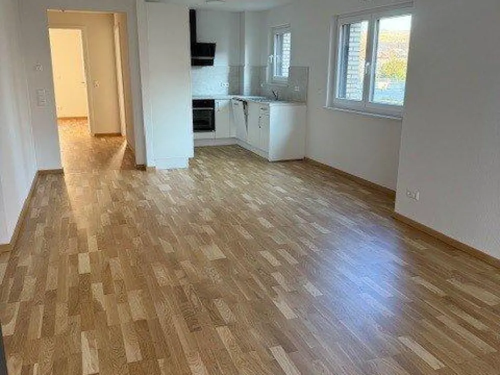 Attraktive 4-Zimmer-Wohnung mit Balkon in Asperg
