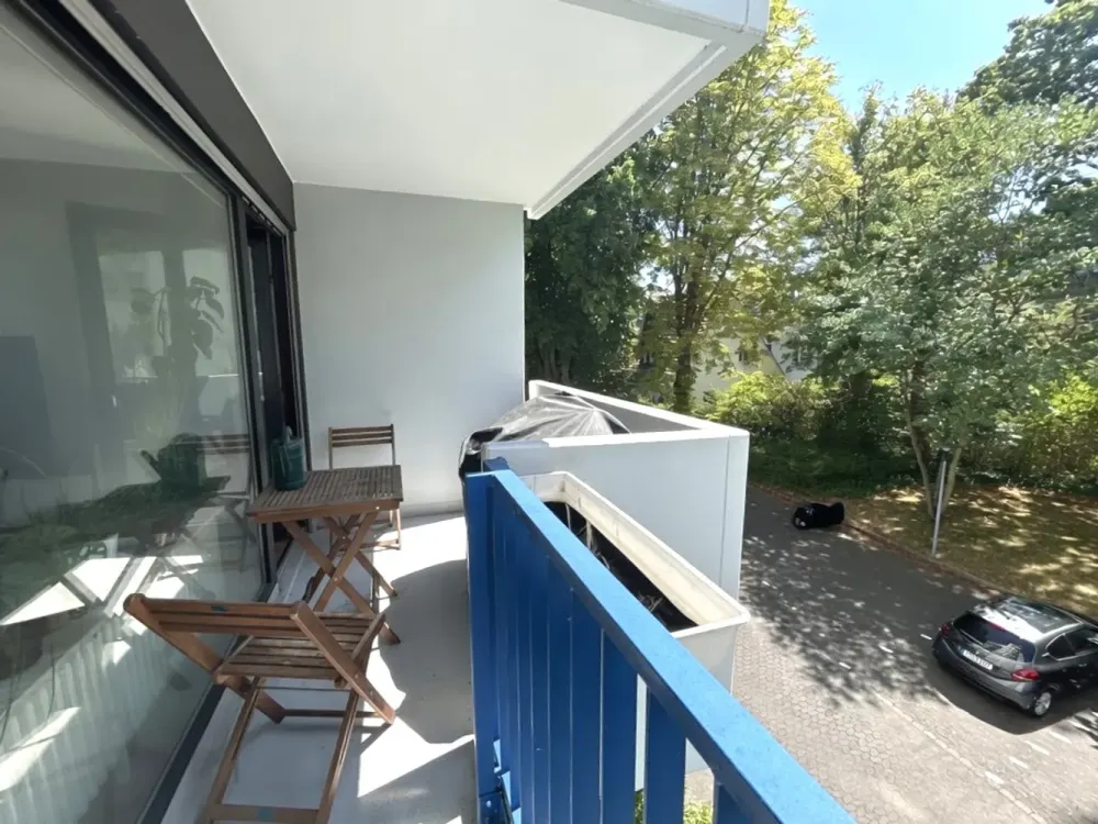 2-ZW Eschersheim mit Balkon in ruhiger Lage