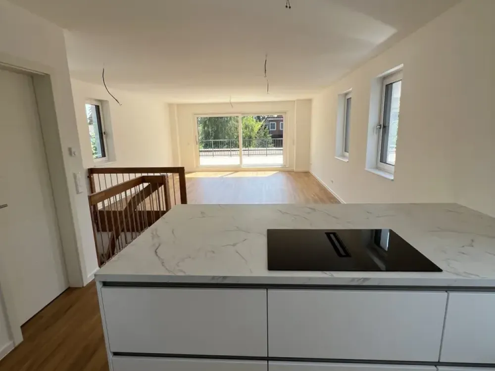 Neubau Erstbezug: Exklusives Haus-im-Haus mit Dachterrasse in Bestlage von Isernhagen-Süd