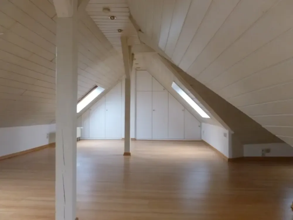 Schöne Maisonette Altbauwohnung in Gerresheim - ideal für Singles