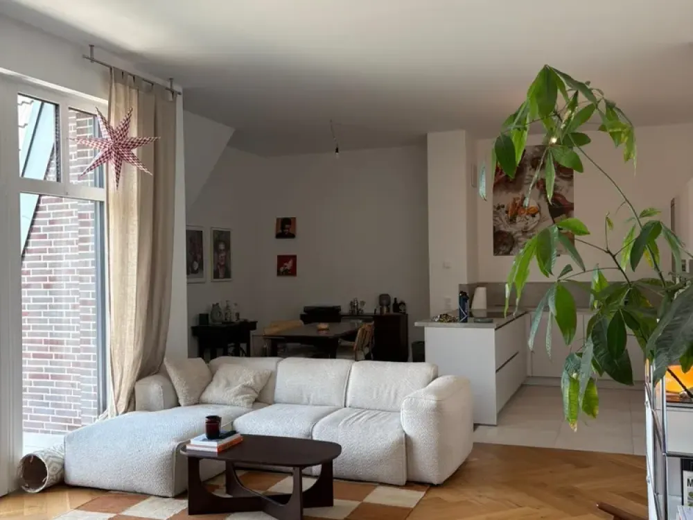 4-Zimmer Wohnung, Blick ins Grüne, Balkon, hochwertige Ausstattung