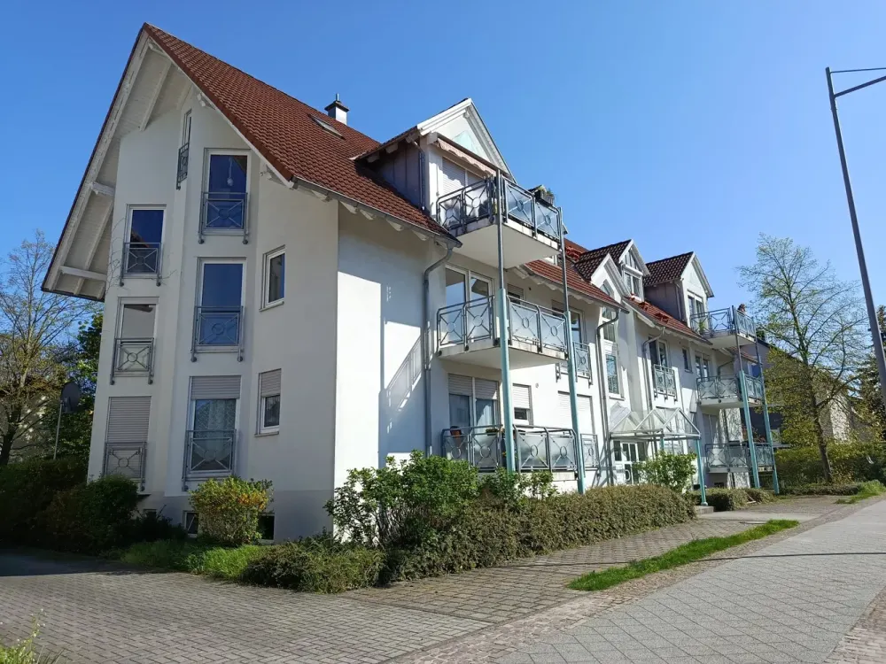 Singles aufgepasst! | 1 Zi.-Whg. | im Grünen | Frisch renoviert | Balkon | Ideal für Singles | TG