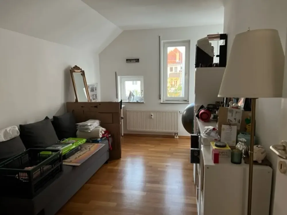 3,5-Zimmer-Wohnung mit Tiefgarage in Stuttgart