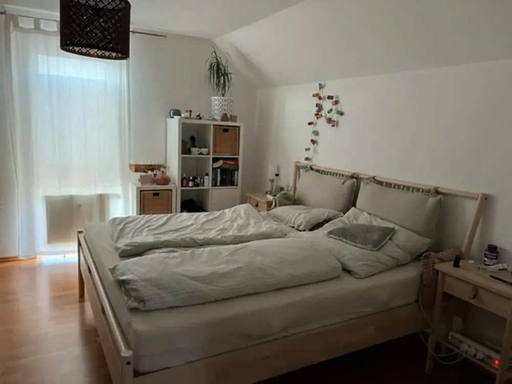 3,5-Zimmer-Wohnung mit Tiefgarage in Stuttgart