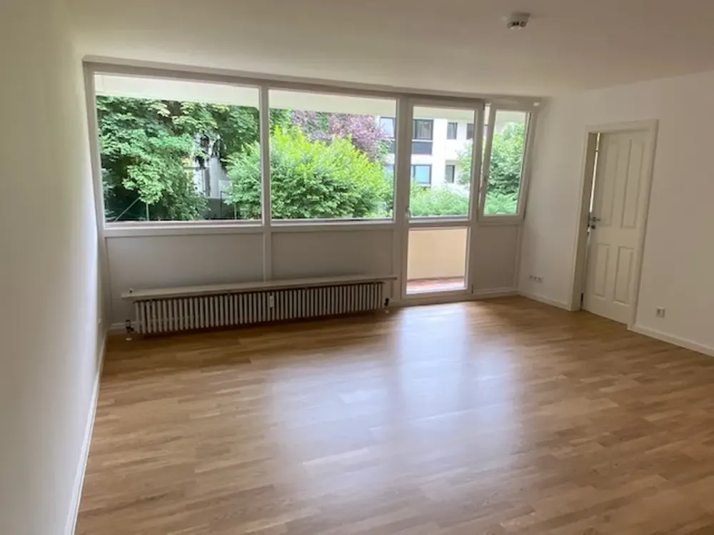 Helles,, lichtdurchflutetes Appartment am Nymphenburger Kanal