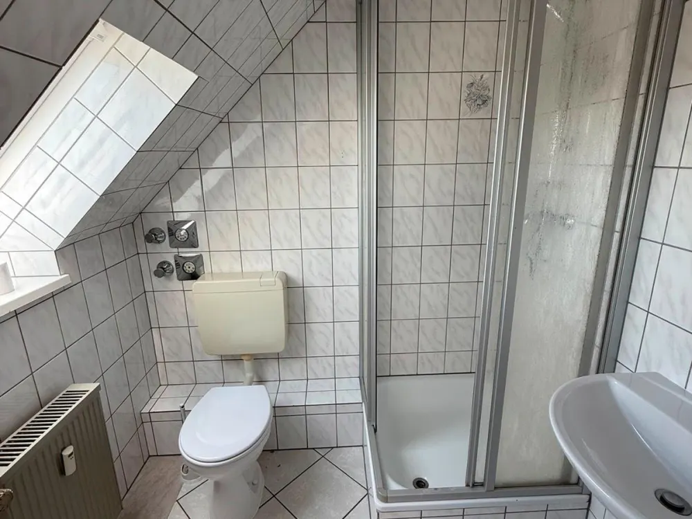2 Room Apartment with Kitchen and Bathroom, Attic, Newly Renovated - Small Garden